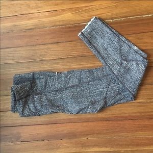Lululemon Speed Up Tight 7/8 Legging